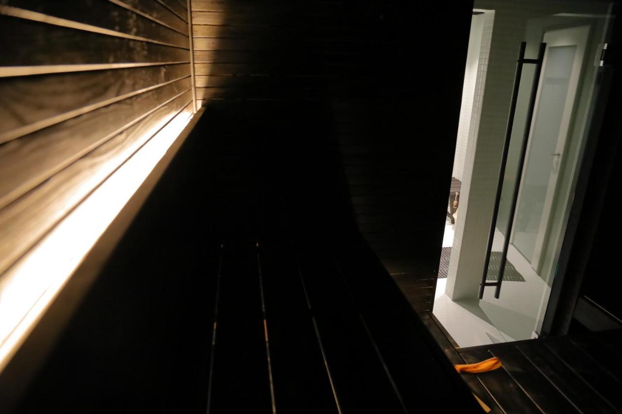 Haltia Lake Lodge Nature Boutique Hotel & Glamping เอสโป ภายนอก รูปภาพ