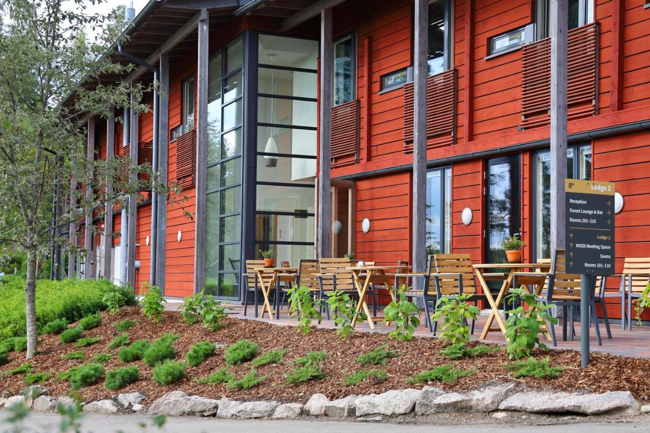 Haltia Lake Lodge Nature Boutique Hotel & Glamping เอสโป ภายนอก รูปภาพ